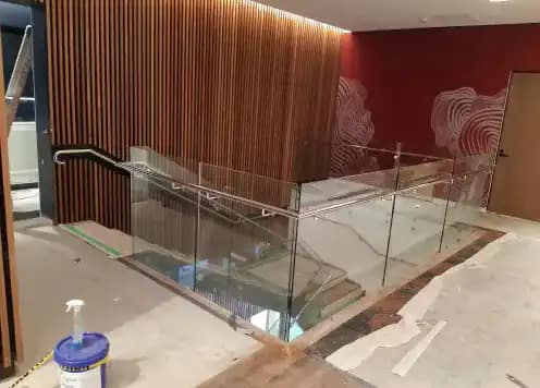 Glass balustrade staircase