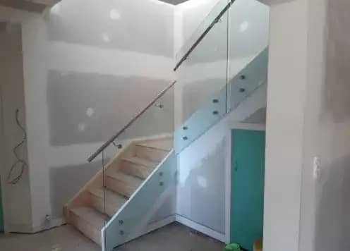 Glass stair Durable balustrade materials